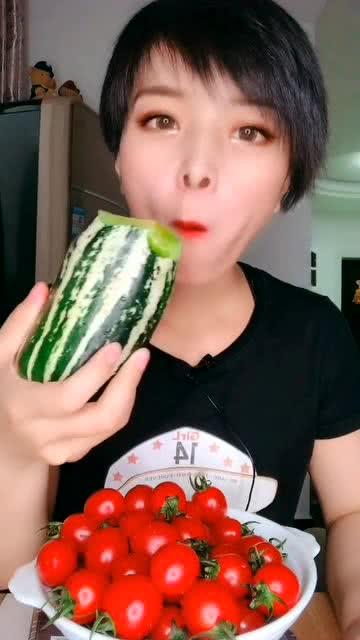 吃红瓜的配音视频大全播放,趣味配音盛宴，欢乐无限