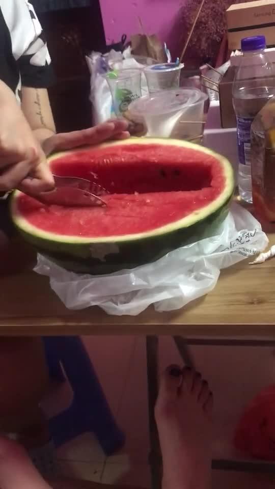 吃瓜神器自制视频,自制视频轻松上手指南